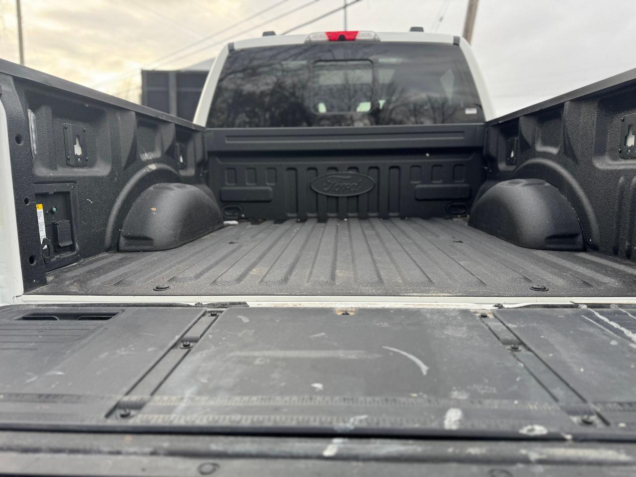 2022 Ford F-150 King Ranch Full-Hybrid One Owner | Clean Carfax - Photo #17