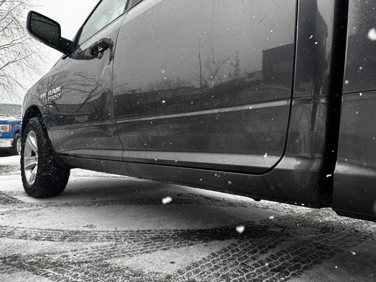 2015 RAM 1500 SPORT Photo