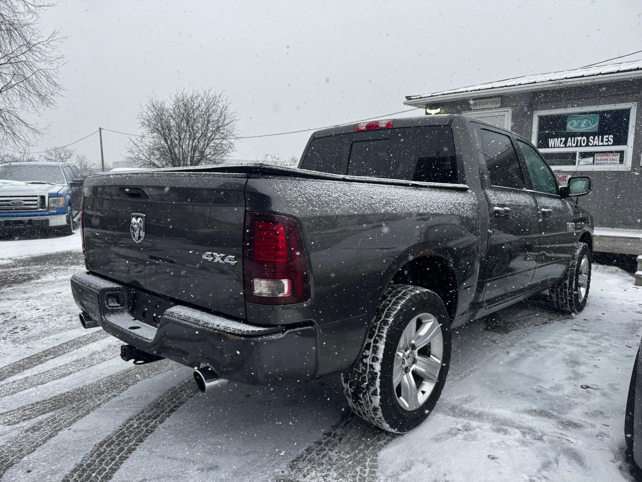 2015 RAM 1500 SPORT Photo