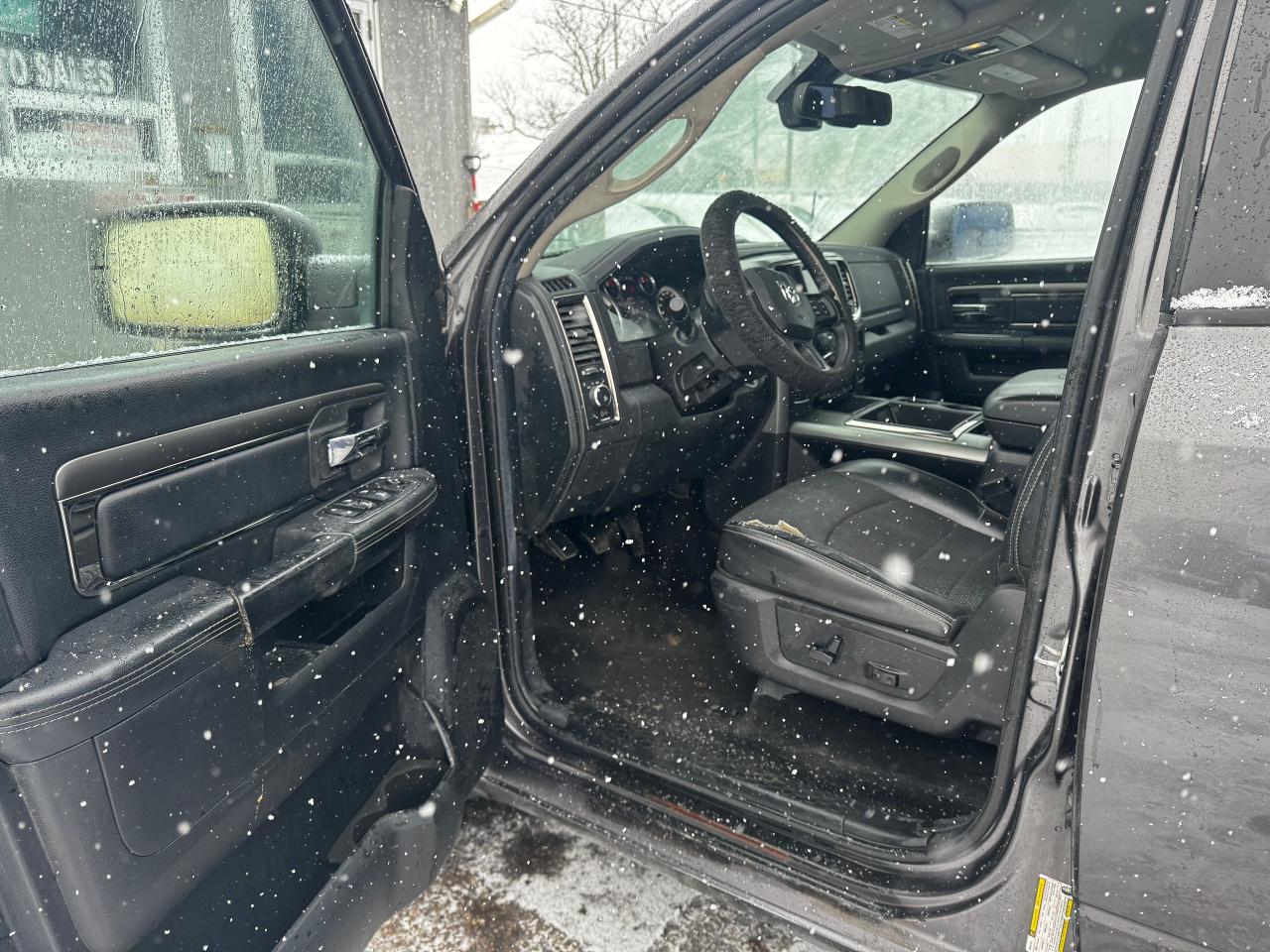 2015 RAM 1500 SPORT Photo