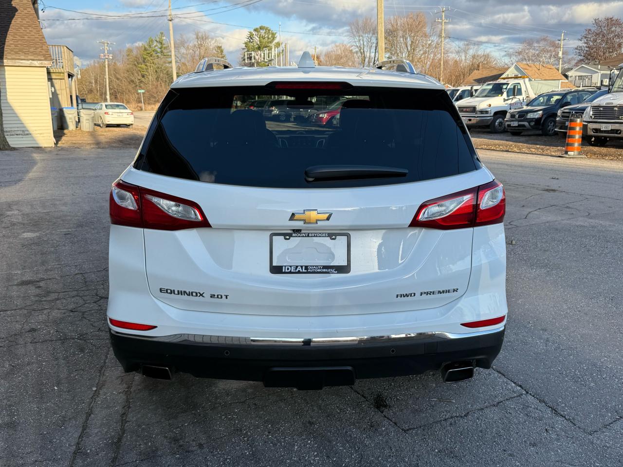 2020 Chevrolet Equinox Premier Photo3