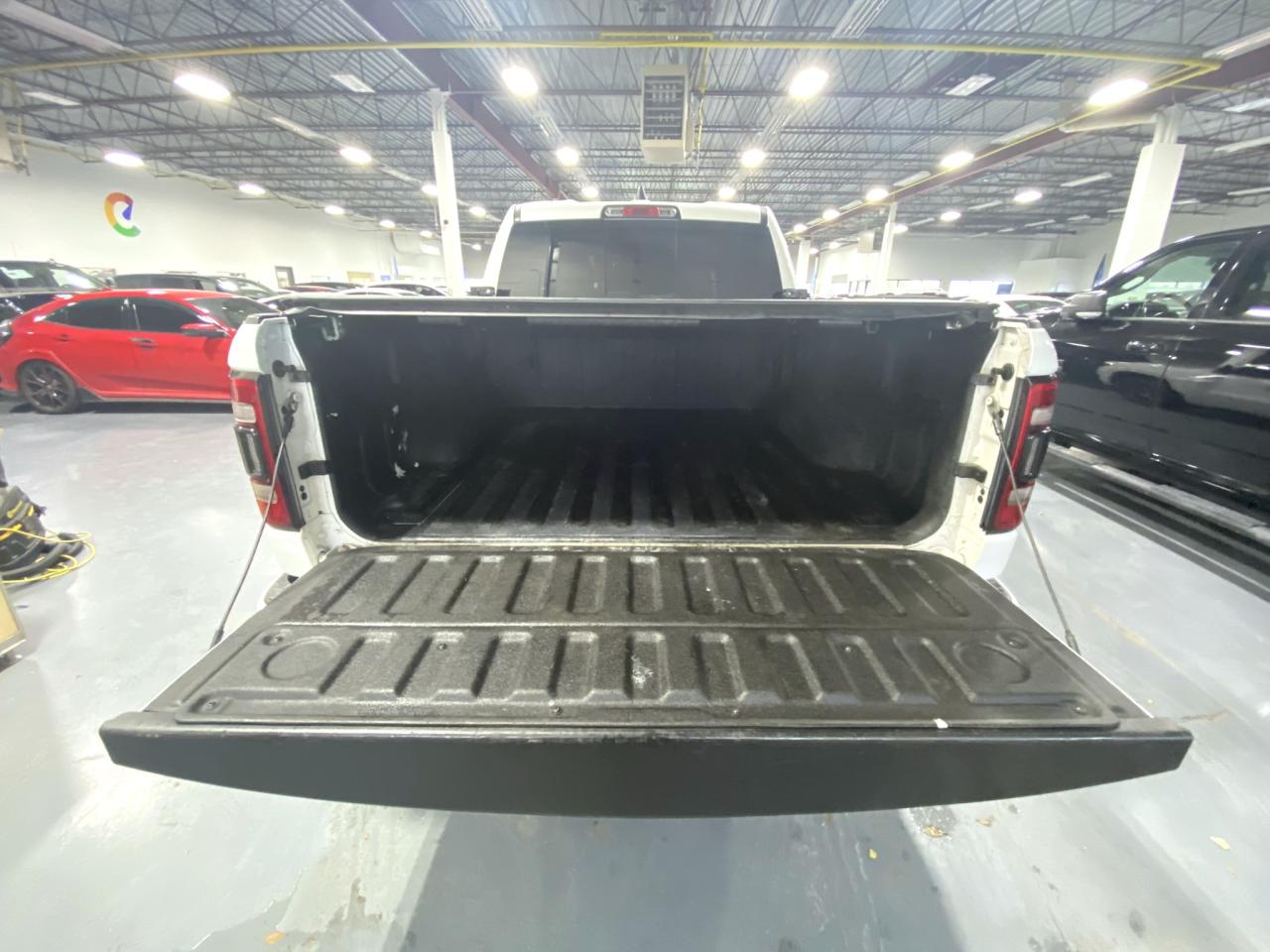 2020 RAM 1500 SPORT 4X4 CREW CAB 5'7" BOX - Photo #18