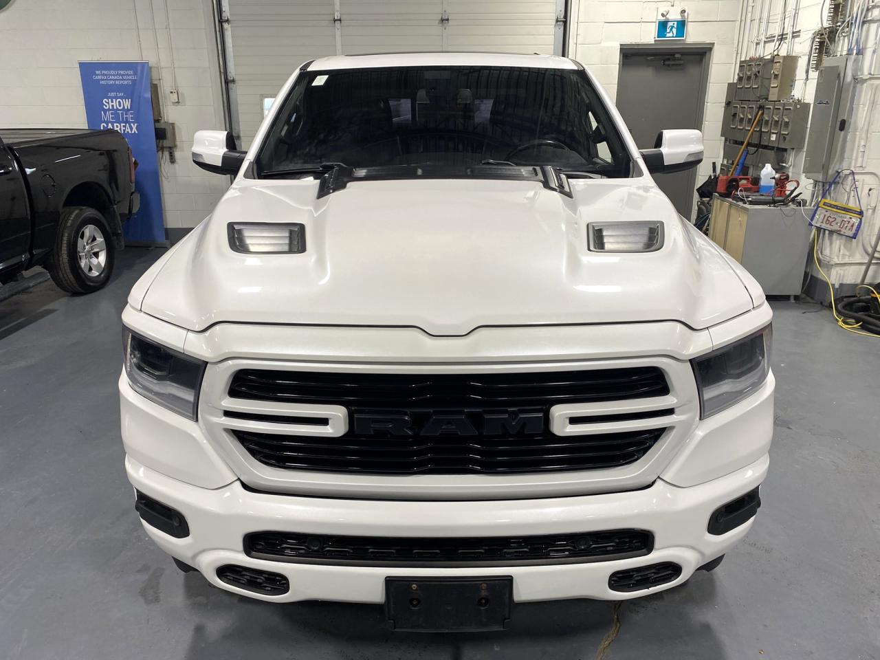 2020 RAM 1500 SPORT 4X4 CREW CAB 5'7" BOX - Photo #8