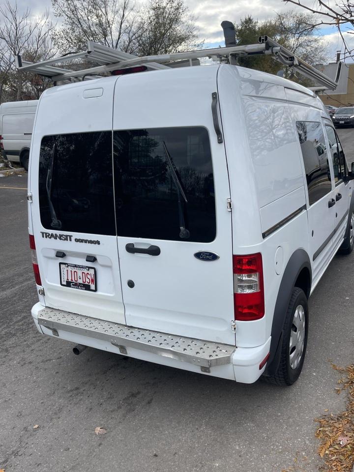 2011 Ford Transit Connect XLT    DIVIDER    LADDER RACK - Photo #4