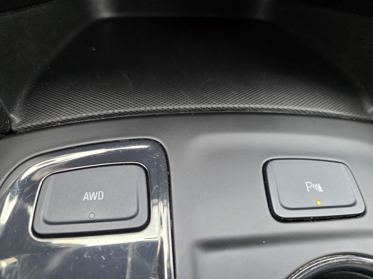 2022 Chevrolet Equinox RS AWD - Photo #17