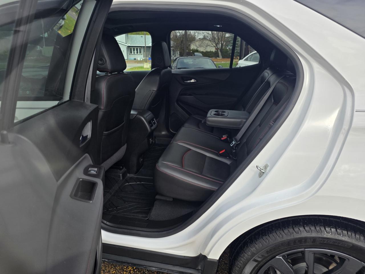 2022 Chevrolet Equinox RS AWD - Photo #21