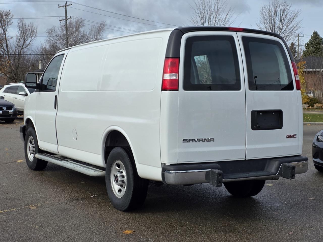 2023 GMC Savana G2500 Cargo - Photo #7