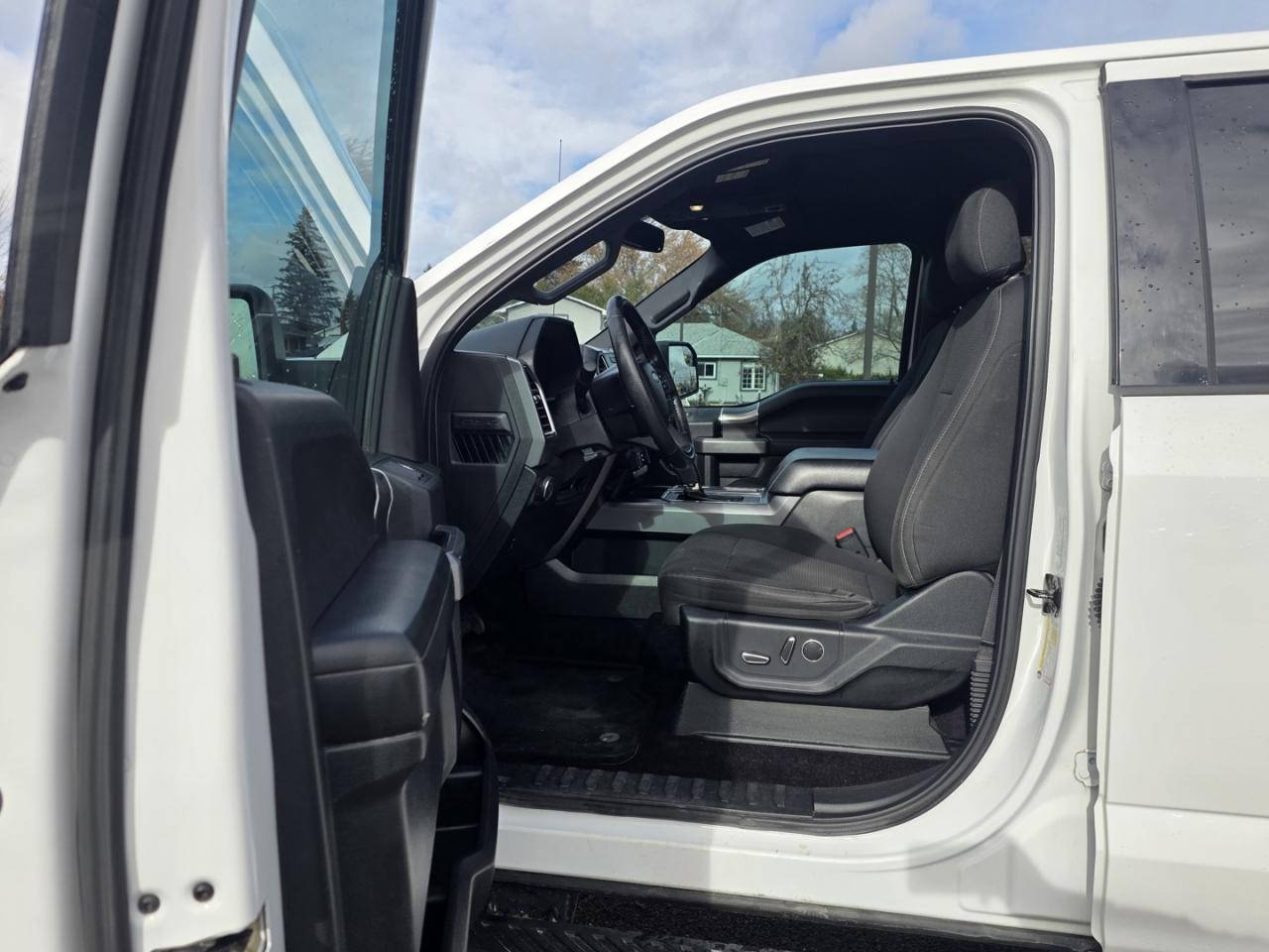 2016 Ford F-150 XLT 6.5-ft. Bed 4WD - Photo #14