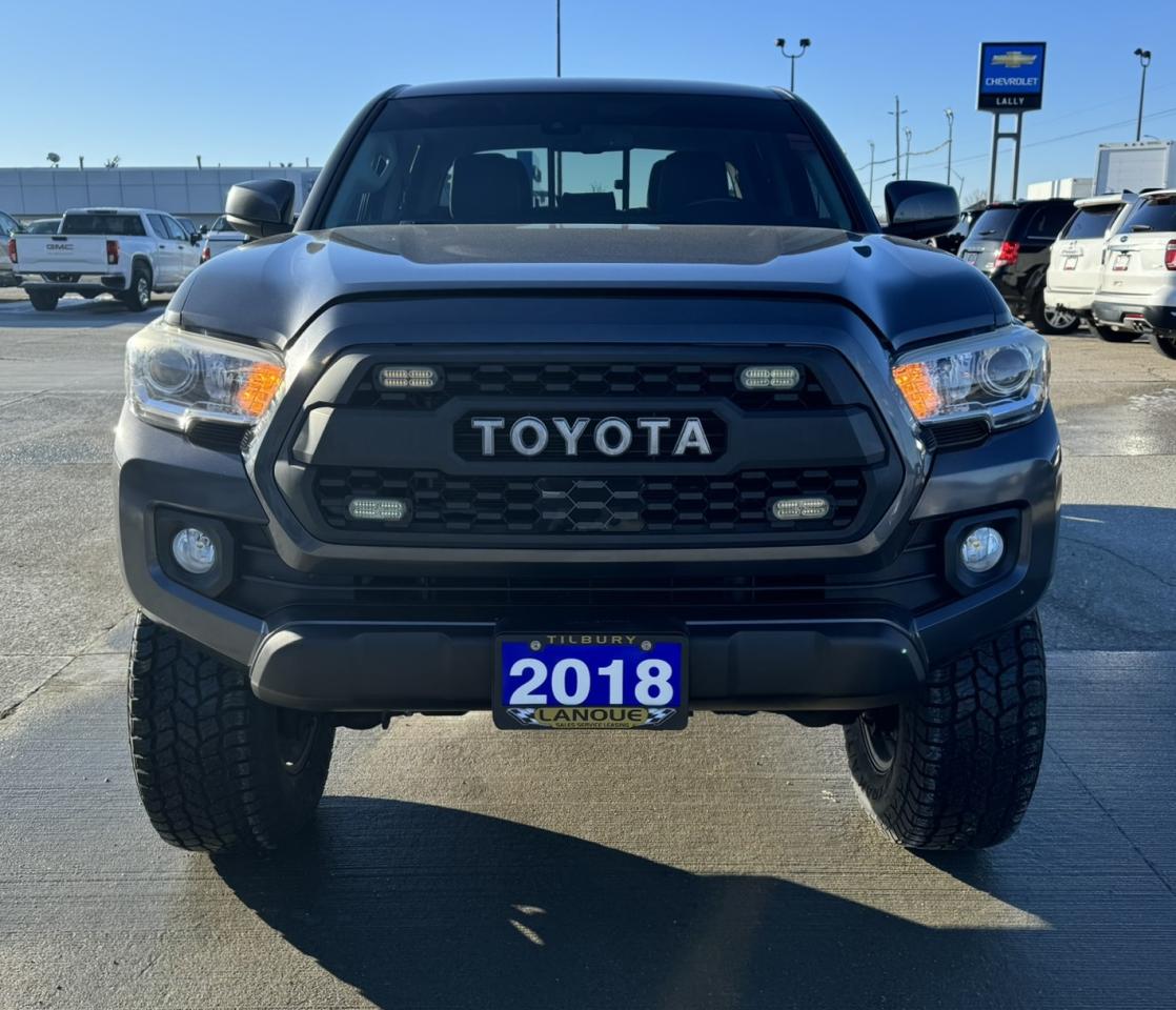 2018 Toyota Tacoma SR5 Photo