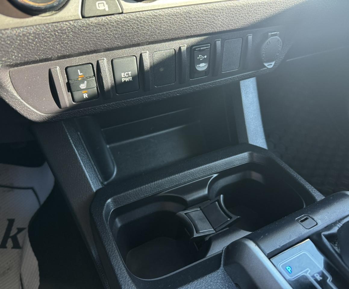 2018 Toyota Tacoma SR5 Photo