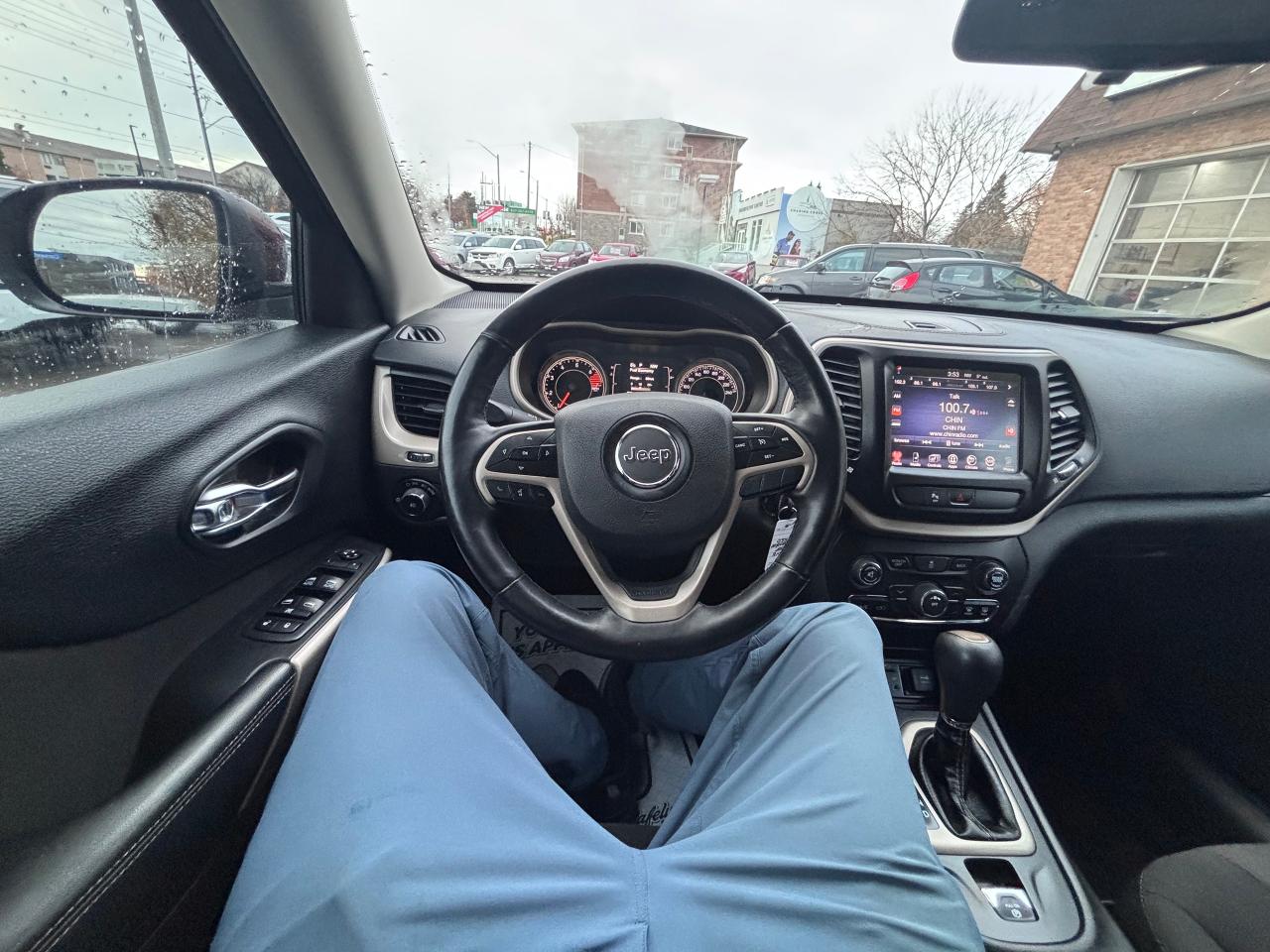 2018 Jeep Cherokee 4X4 LOADED GREAT PRICE!! - Photo #16