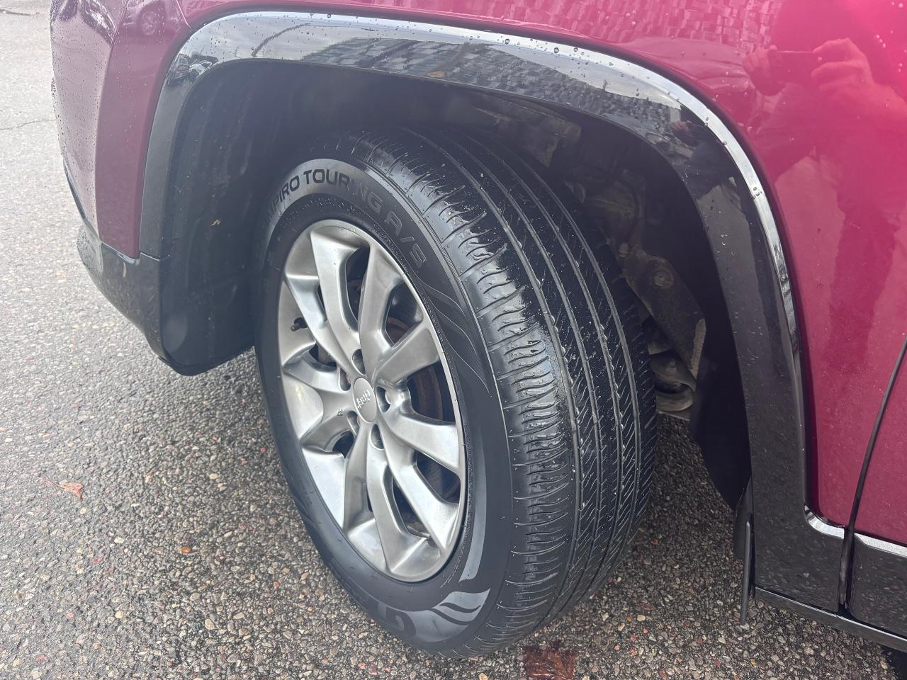 2018 Jeep Cherokee 4X4 LOADED GREAT PRICE!! - Photo #3