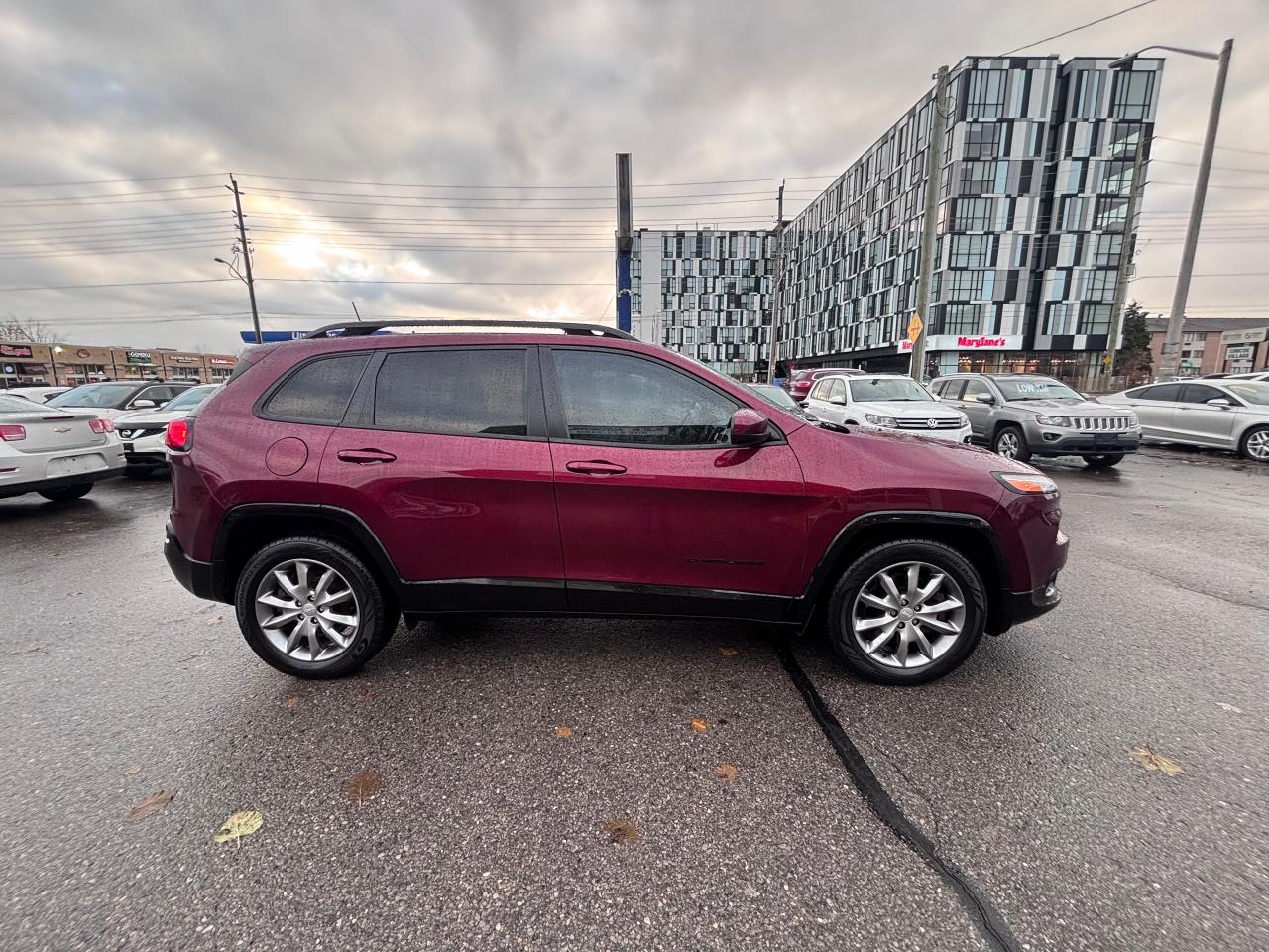 2018 Jeep Cherokee 4X4 LOADED GREAT PRICE!! - Photo #7