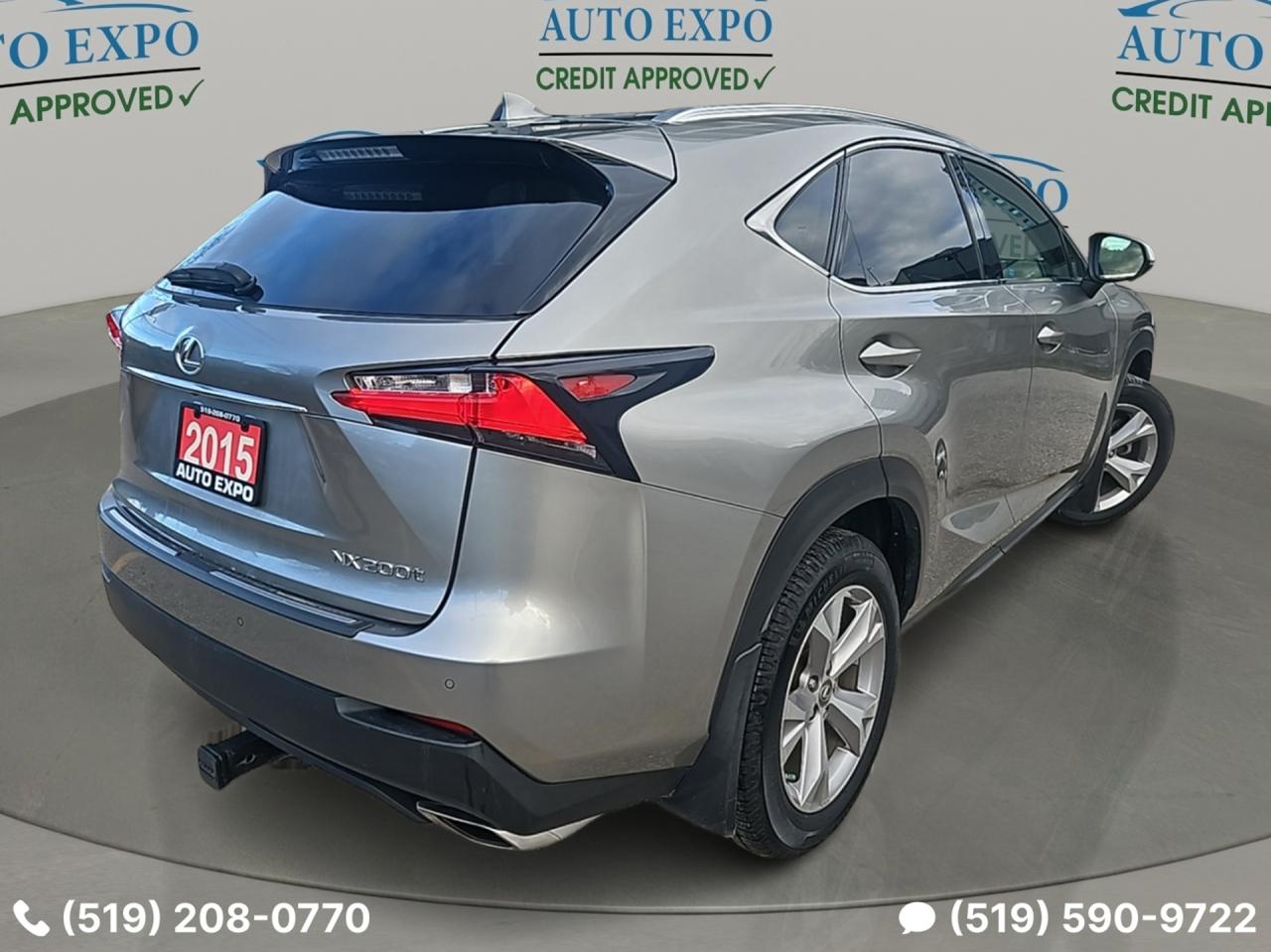 2015 Lexus NX 200t AWD,GPS,Bluetooth,Leather,Head's up Display,Fogs Photo4