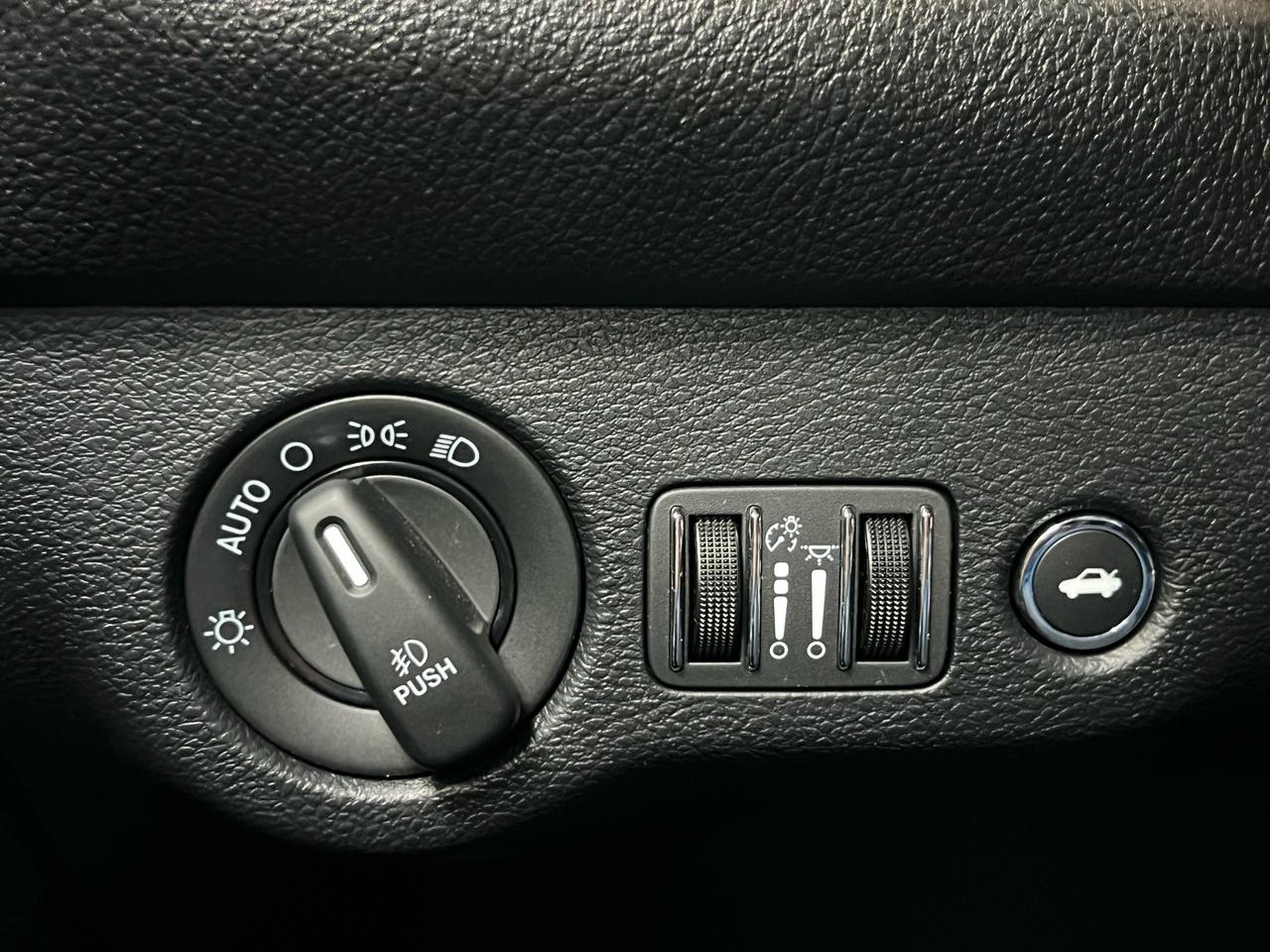 2017 Dodge Challenger Scat Pack Photo