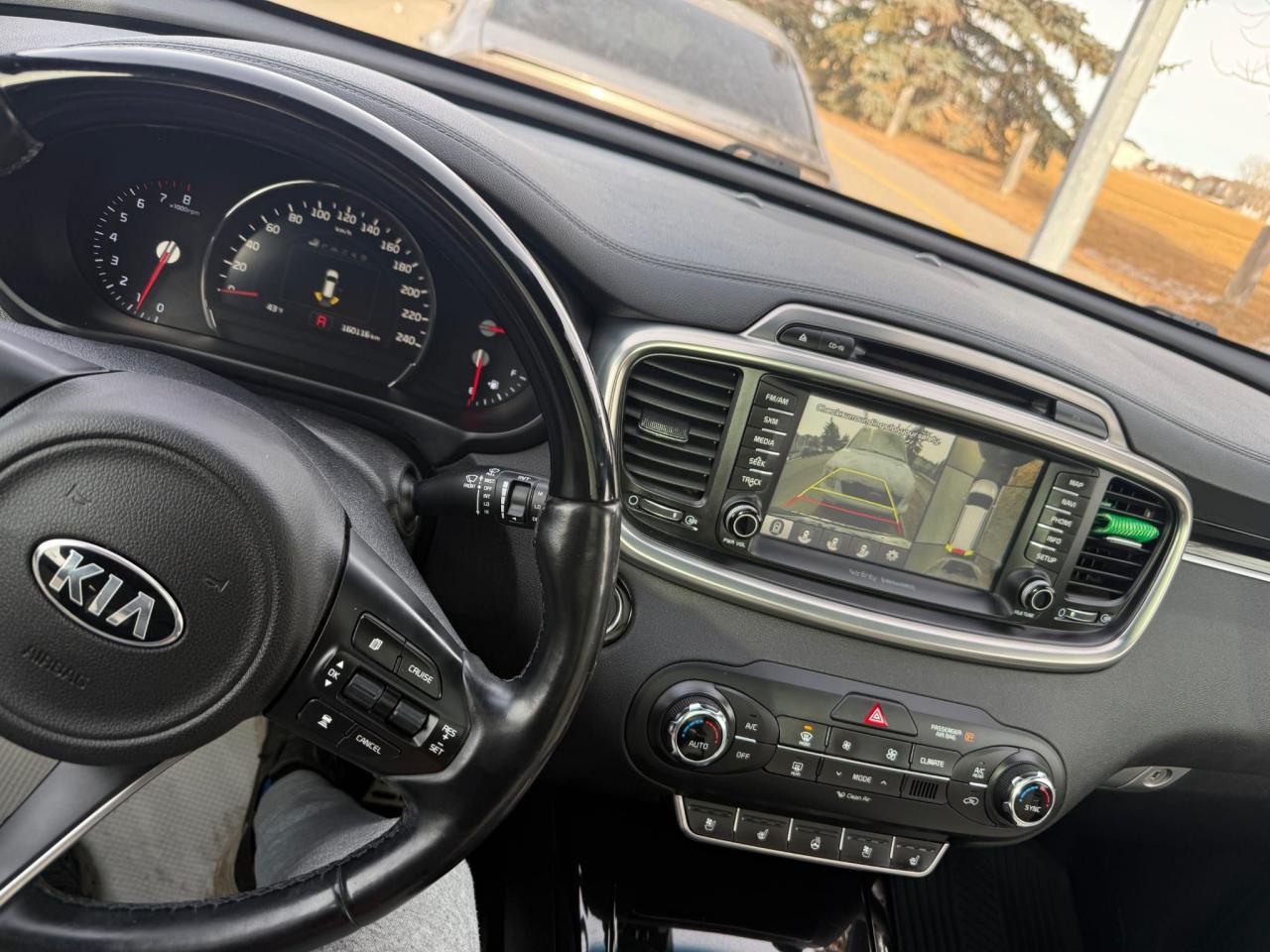 2016 Kia Sorento 3.3L SX - Photo #8