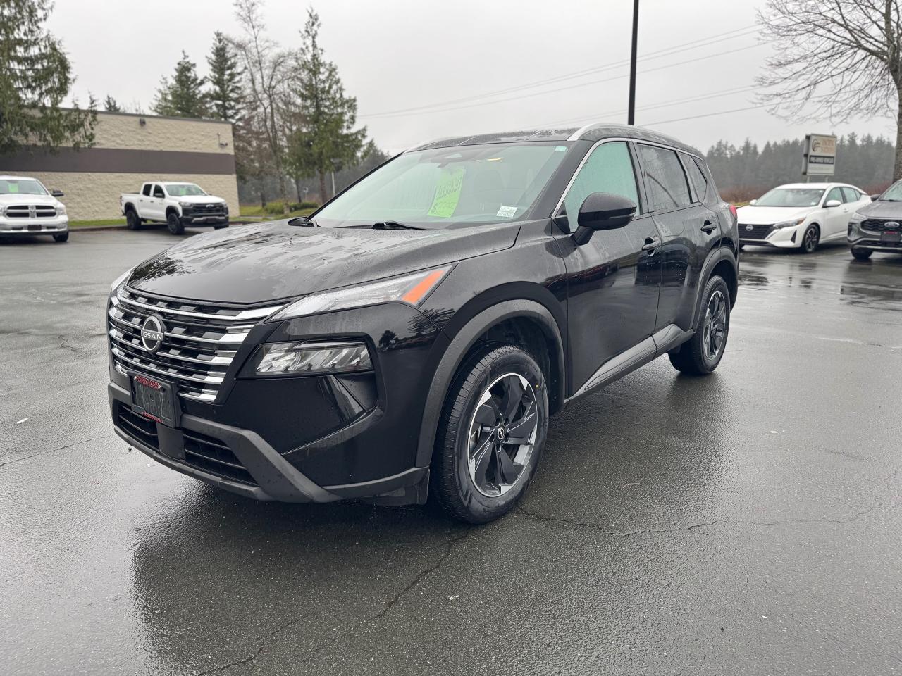 2024 Nissan Rogue SV MOONROOF