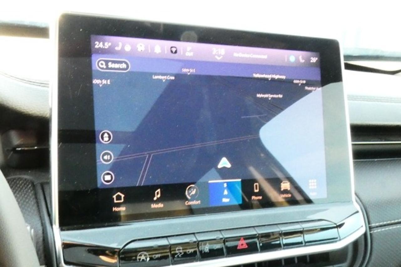 2024 Jeep Compass Altitude 4x4 w/Htd Leather, pano S/R, NAV, BUC - Photo #13