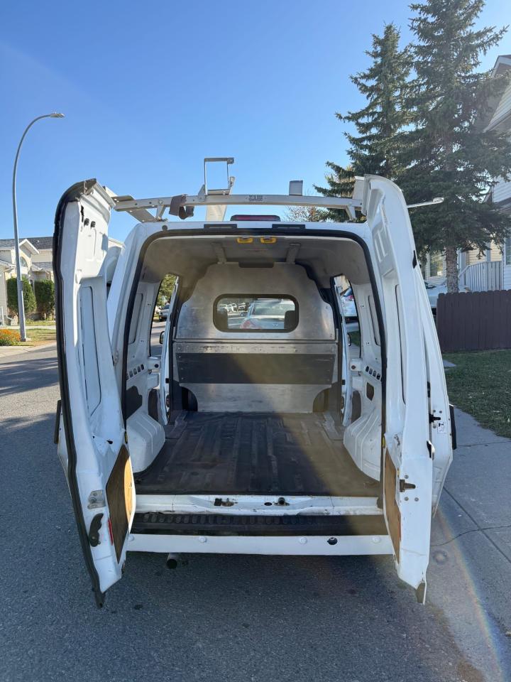 2011 Ford Transit Connect XLT - Photo #3