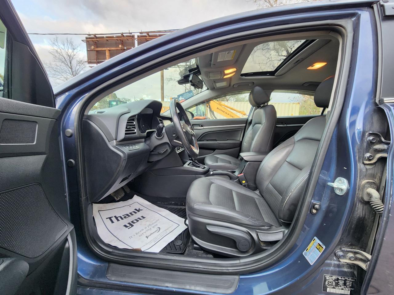 2019 Hyundai Elantra Luxury l Sunroof l Fuel Efficient l Reverse Cam - Photo #16