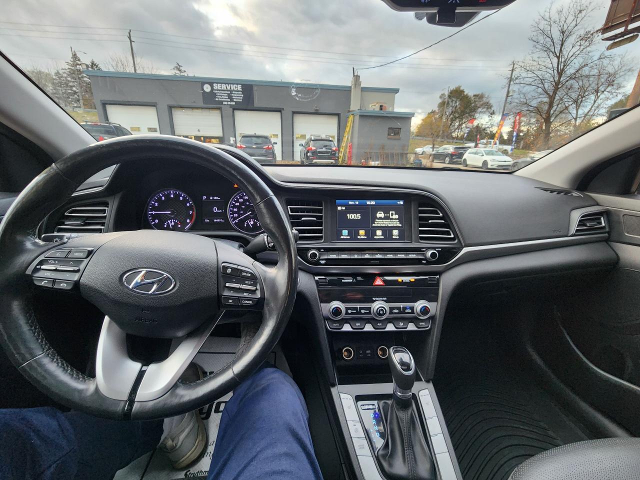 2019 Hyundai Elantra Luxury l Sunroof l Fuel Efficient l Reverse Cam - Photo #18