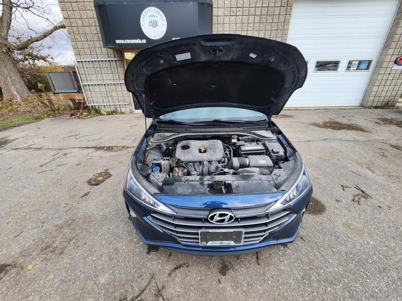 2019 Hyundai Elantra Luxury l Sunroof l Fuel Efficient l Reverse Cam - Photo #17