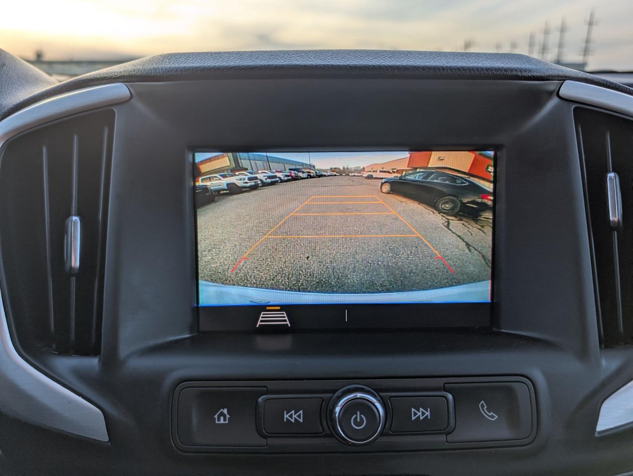 2020 GMC Terrain SLE | NO ACCIDENTS | HEATED SEATS | CARPLAY - Photo #17