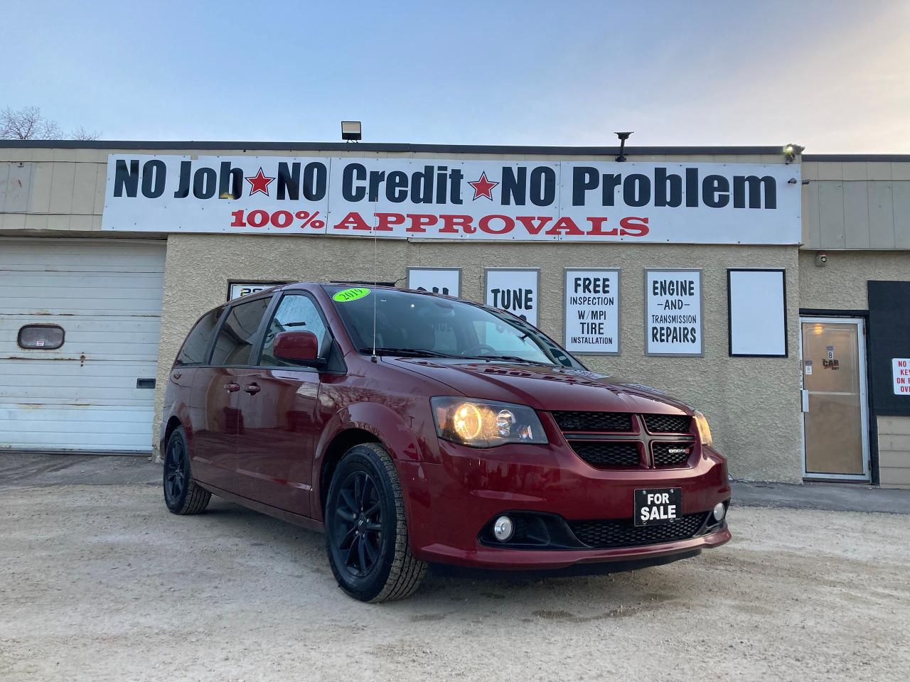 2019 Dodge Grand Caravan GT 2WD - Photo #2
