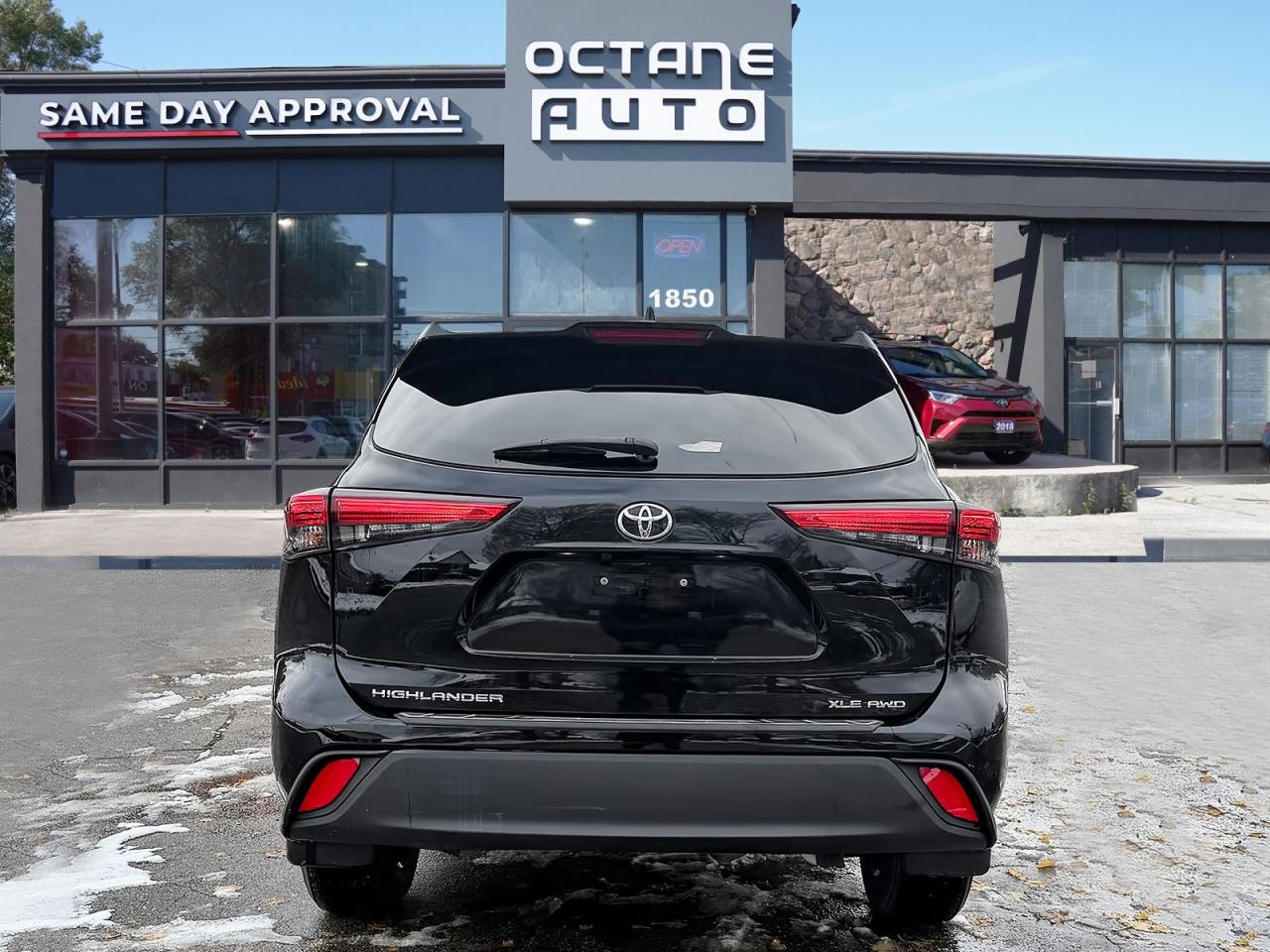 2020 Toyota Highlander XLE AWD V6 Photo4