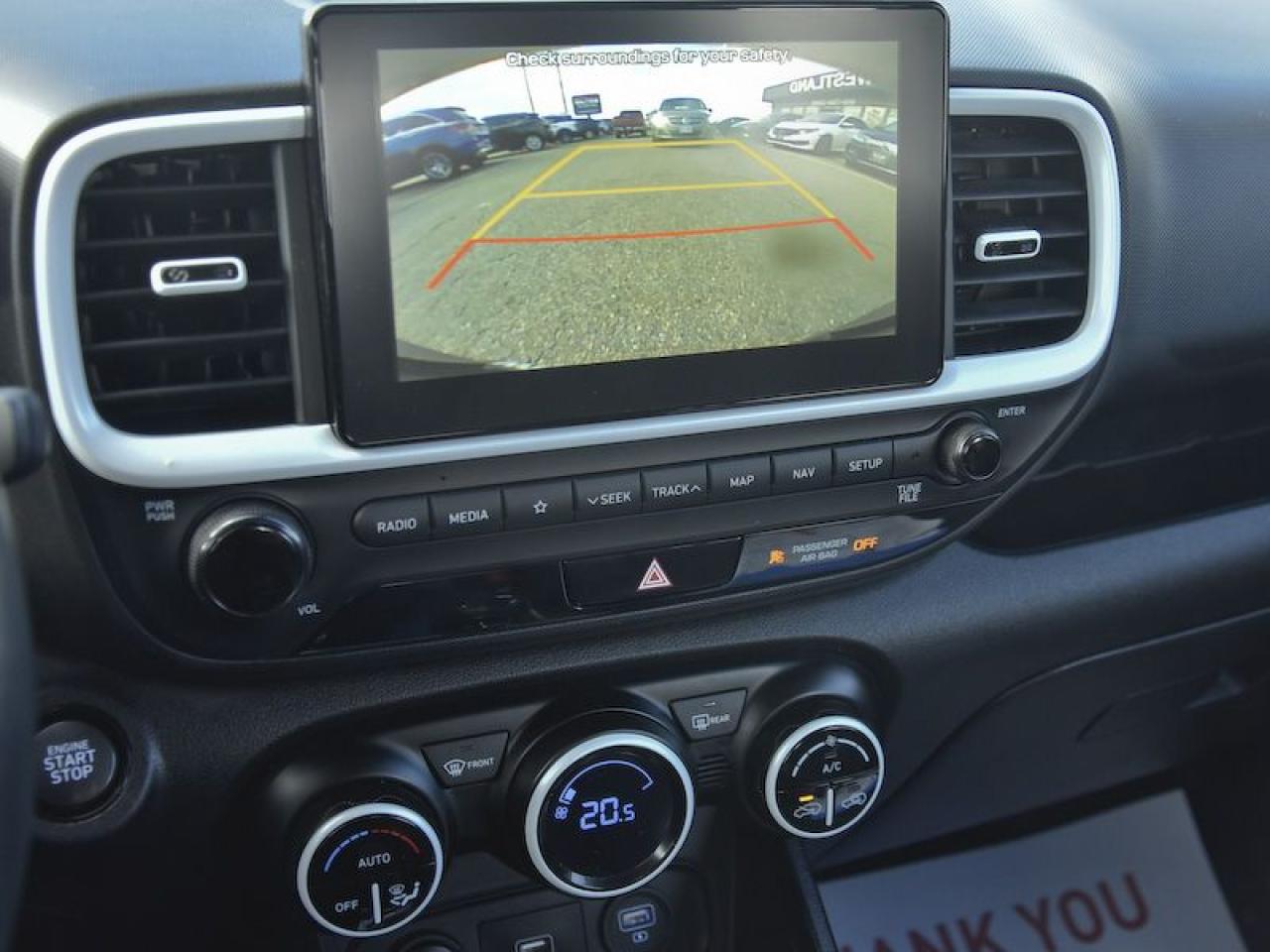 2020 Hyundai Venue Ultimate w/Black Interior - Photo #8