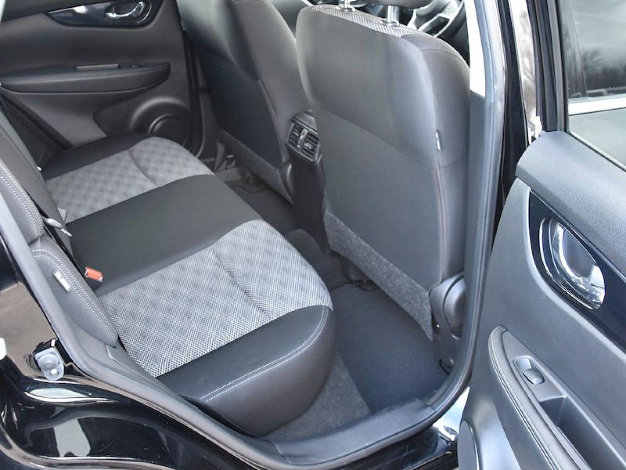 2020 Nissan Qashqai SV - Photo #6