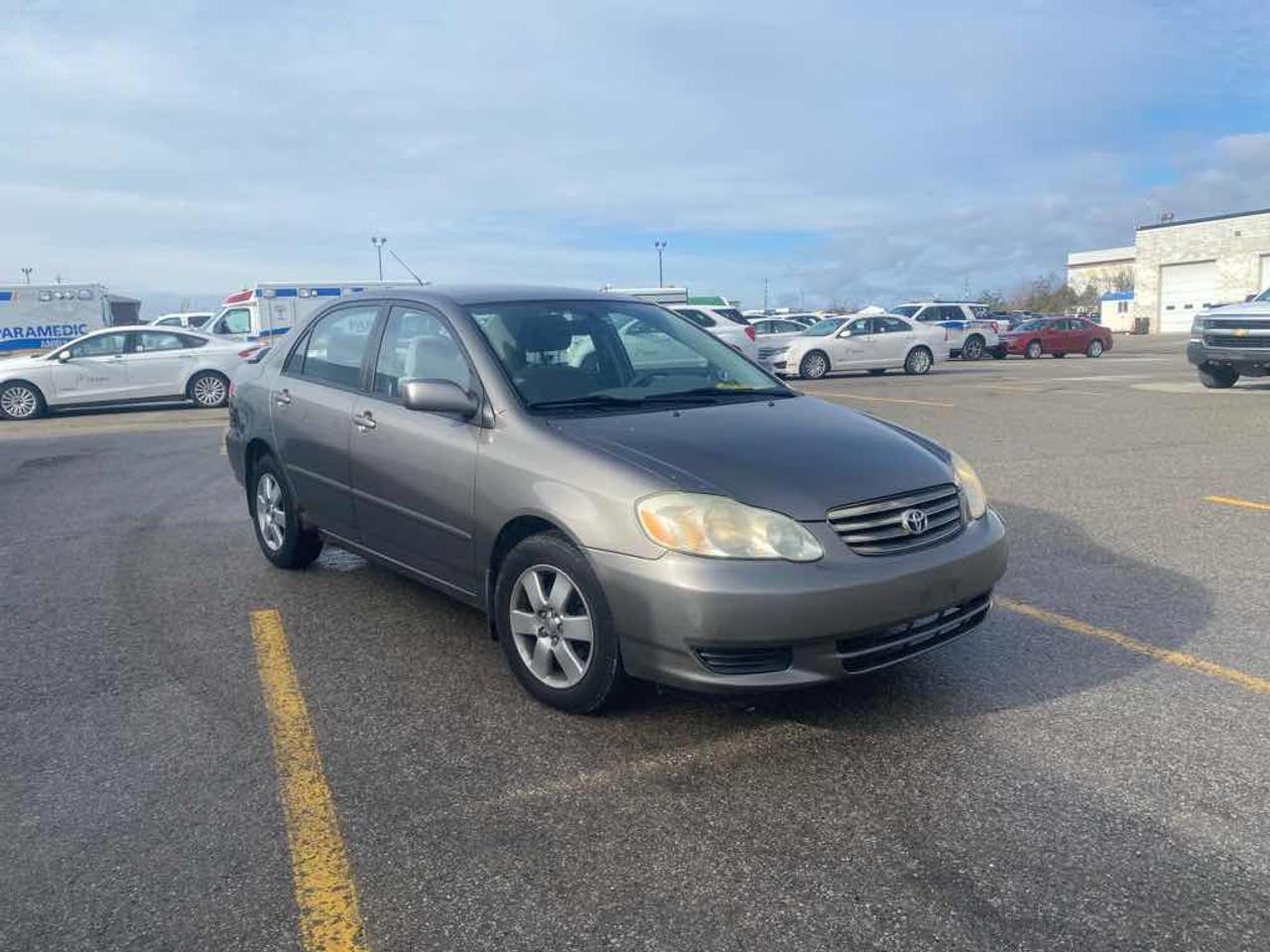 2003 Toyota Corolla LE Photo