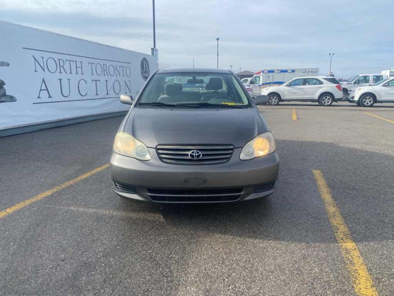 2003 Toyota Corolla LE Photo