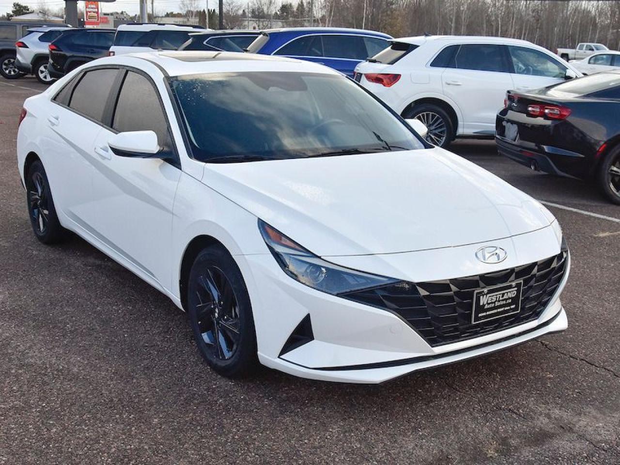 2023 Hyundai Elantra Preferred - Photo #2