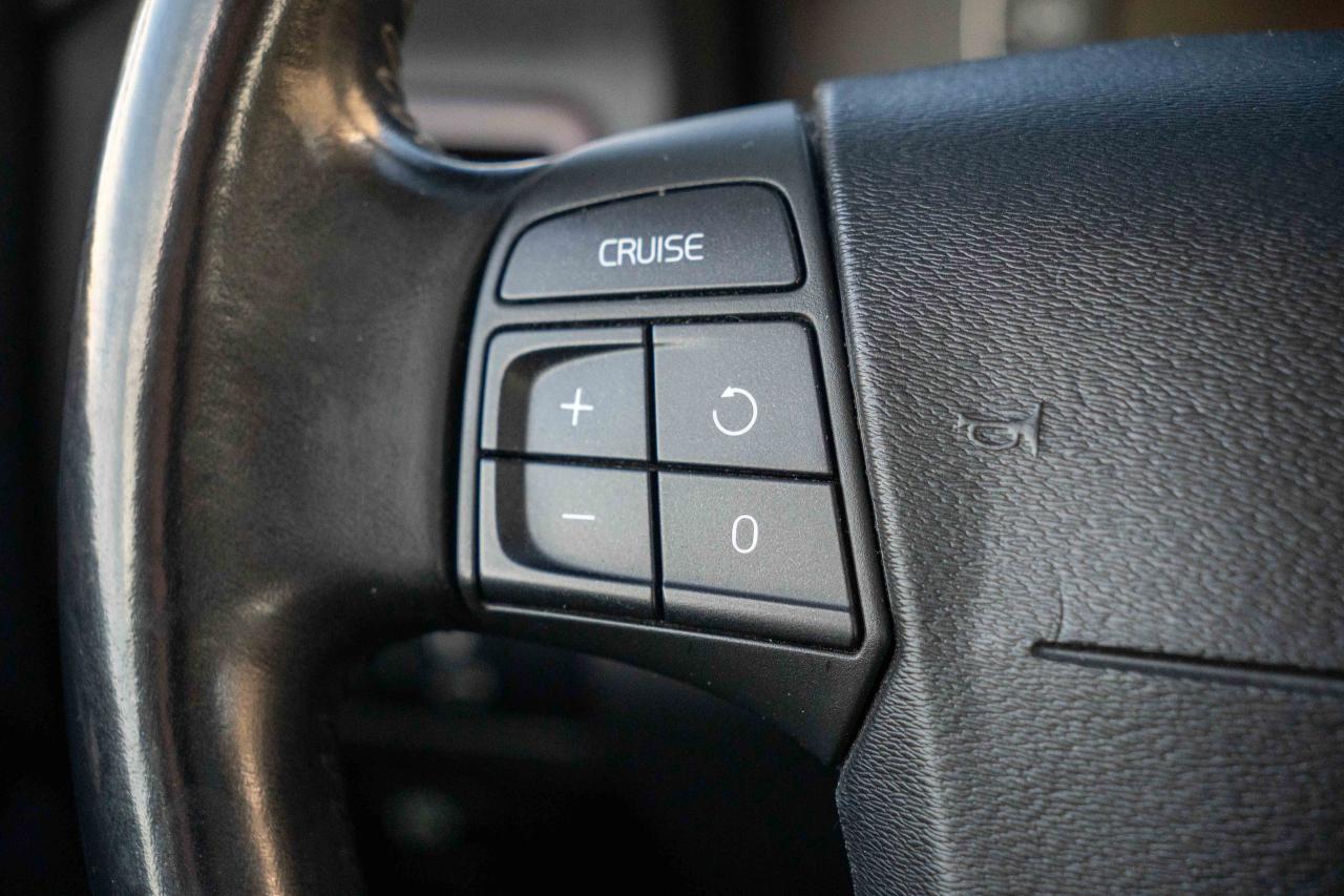 2008 Volvo V70 3.2L WAGON Photo