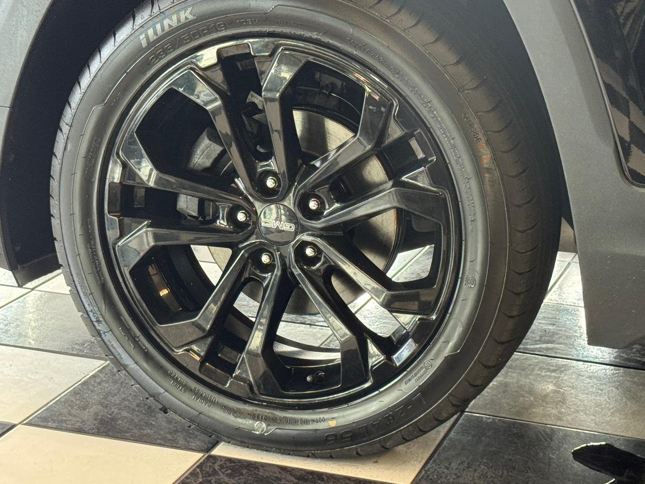 2019 GMC Terrain AWD SLE+New Tires+Brakes+RemoteStart+CLEAN CARFAX Photo