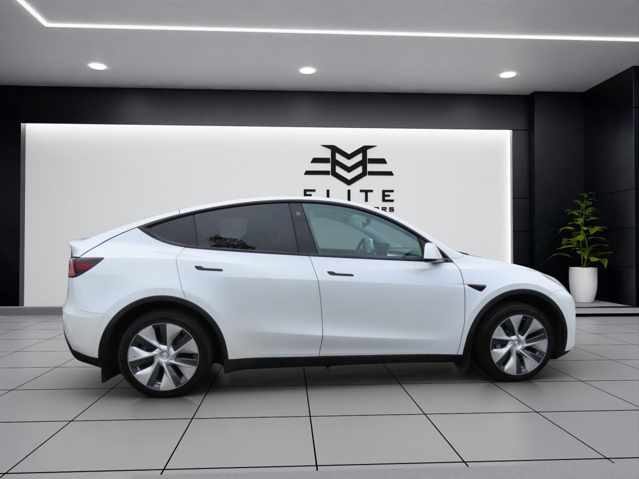 2021 Tesla Model Y LONG RANGE ALL-WHEEL DRIVE - NAVI - 86,000KMS !!! Photo