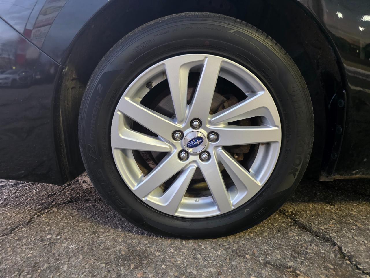 2015 Subaru Impreza 2.0i Touring Package AWD | Backup Camera | Heated Seats | Bluetooth Photo