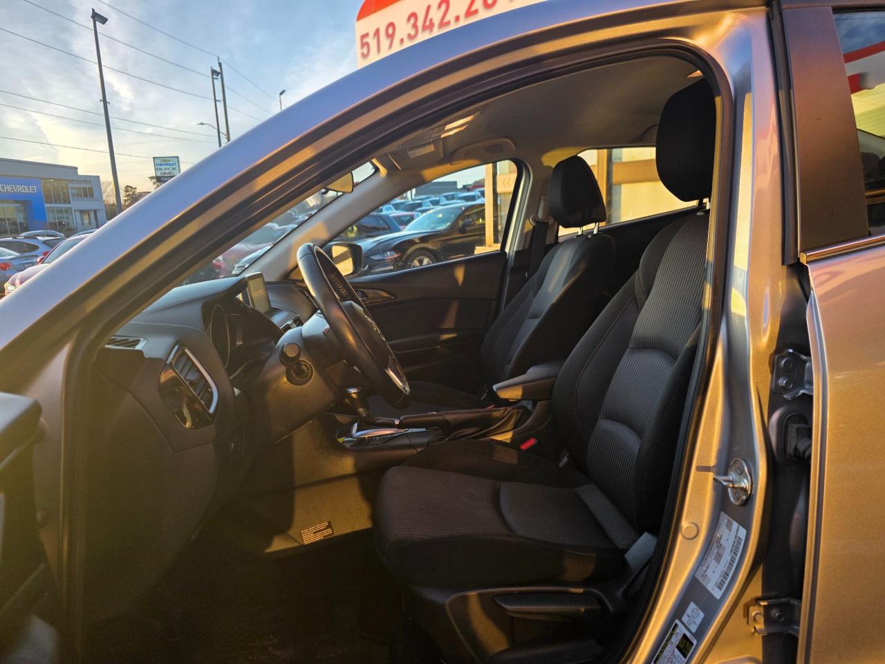 2015 Mazda MAZDA3 GS Backup Camera | Heated Seats | Bluetooth Photo