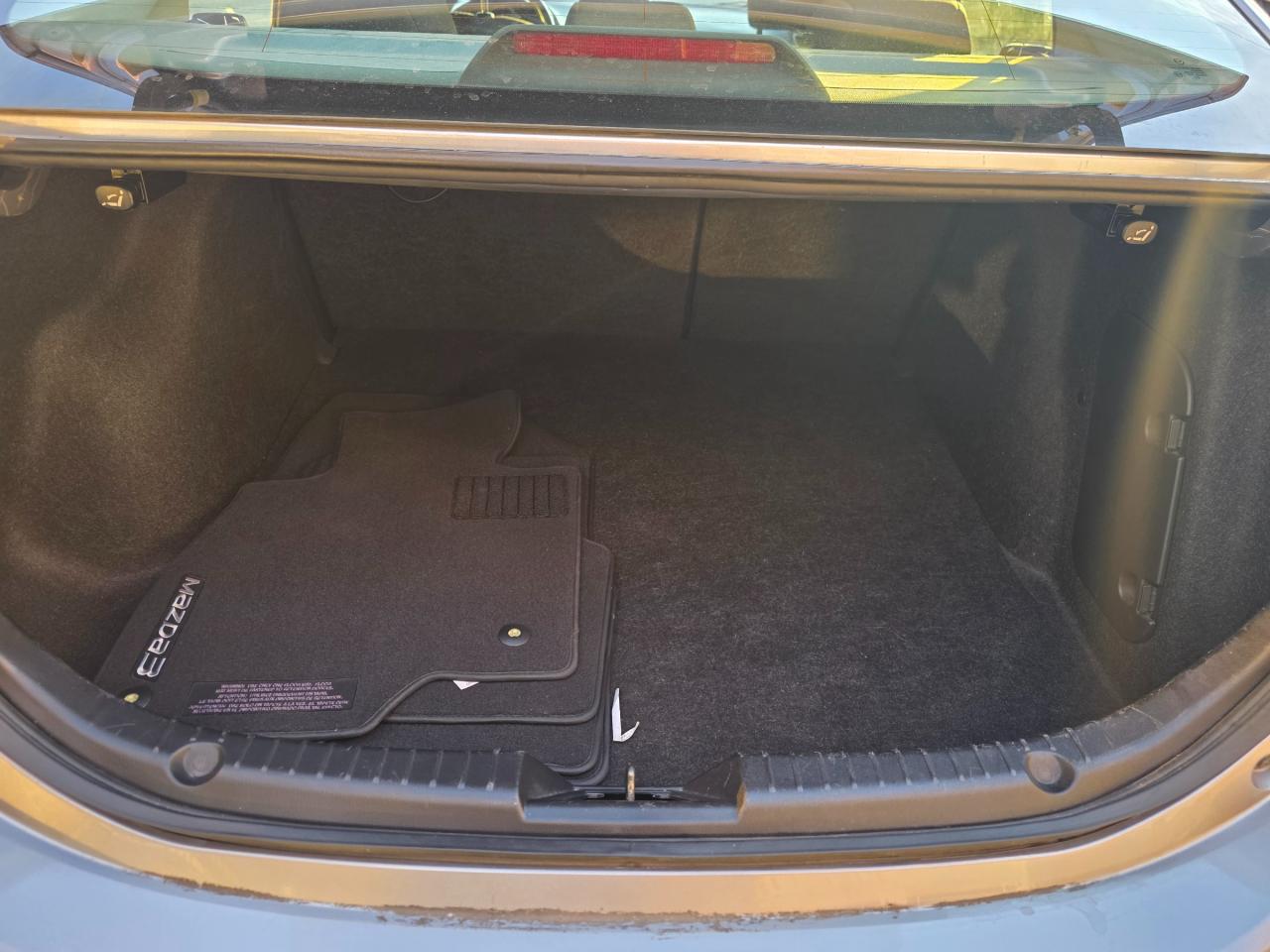 2015 Mazda MAZDA3 GS Backup Camera | Heated Seats | Bluetooth Photo