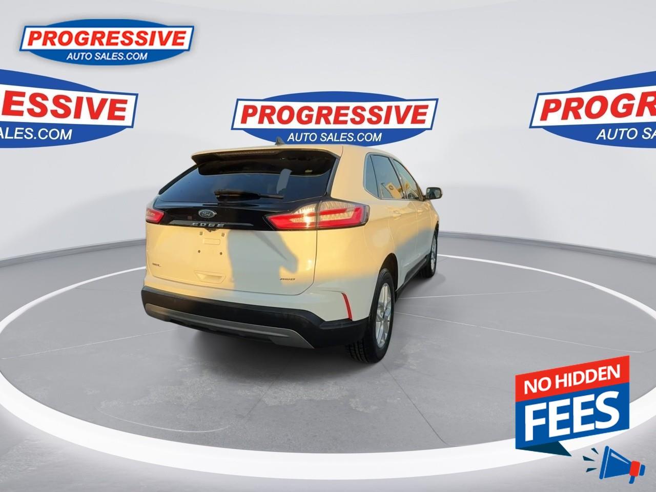 2023 Ford Edge SEL Photo