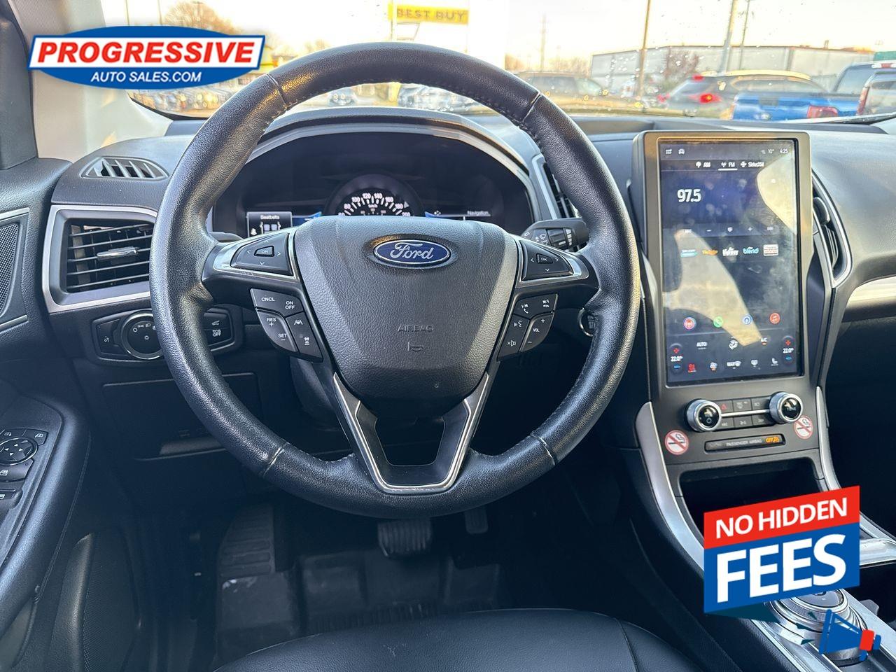 2023 Ford Edge SEL Photo