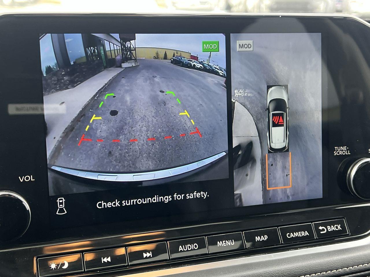 2022 Nissan Rogue Platinum AWD, MOONROOF, HEATED LEATHER SEATS, NAV, SIRIUS XM, POWER LIFTGATE, CRUISE CONTROL!! Photo