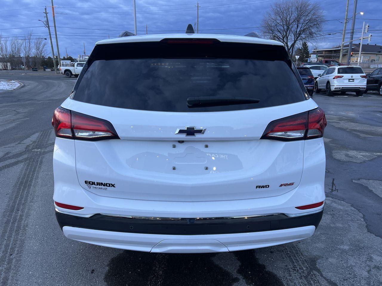 2022 Chevrolet Equinox AWD, MOONROOF, LEATHER SEATS, REMOTE START, POWER LIFTGATE, NAV!! Photo