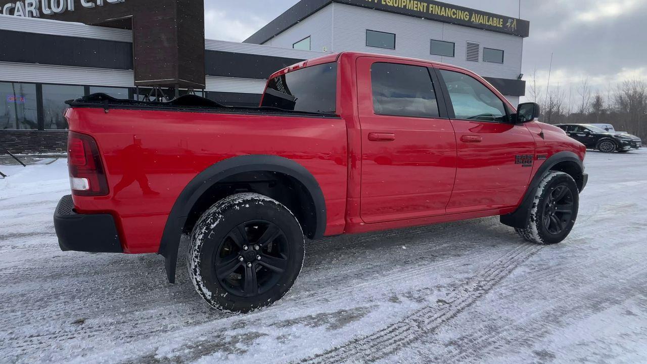 2022 RAM 1500 Classic 4X4, WARLOCK 6 PASSENGER, MOONROOF, BACK UP CAM, NAV!! Photo3