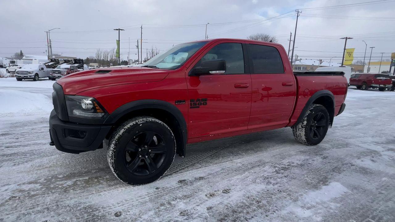 2022 RAM 1500 Classic 4X4, WARLOCK 6 PASSENGER, MOONROOF, BACK UP CAM, NAV!! Photo