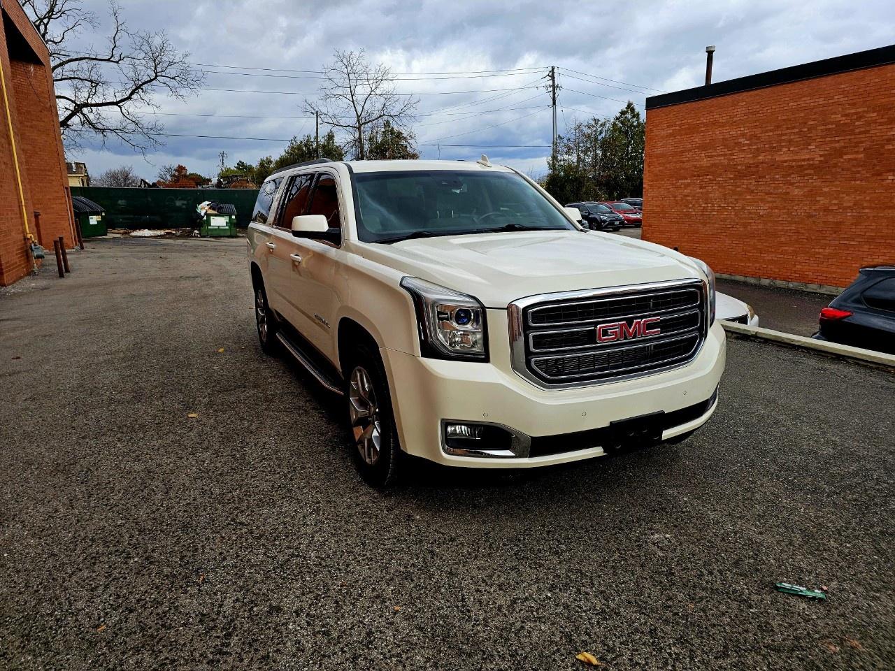 2015 GMC Yukon XL 4WD 4dr SLT Photo2