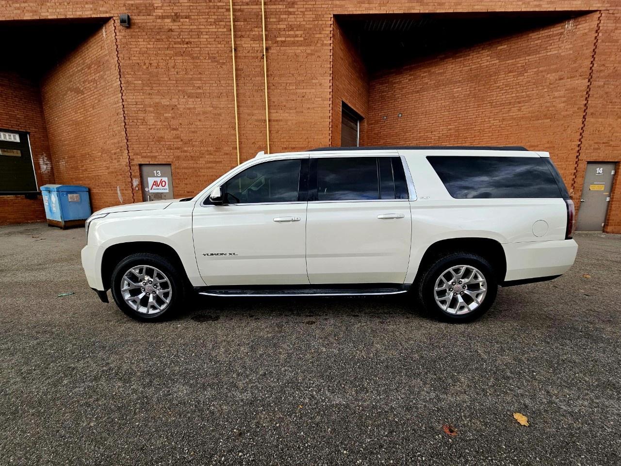 2015 GMC Yukon XL 4WD 4dr SLT - Photo #8