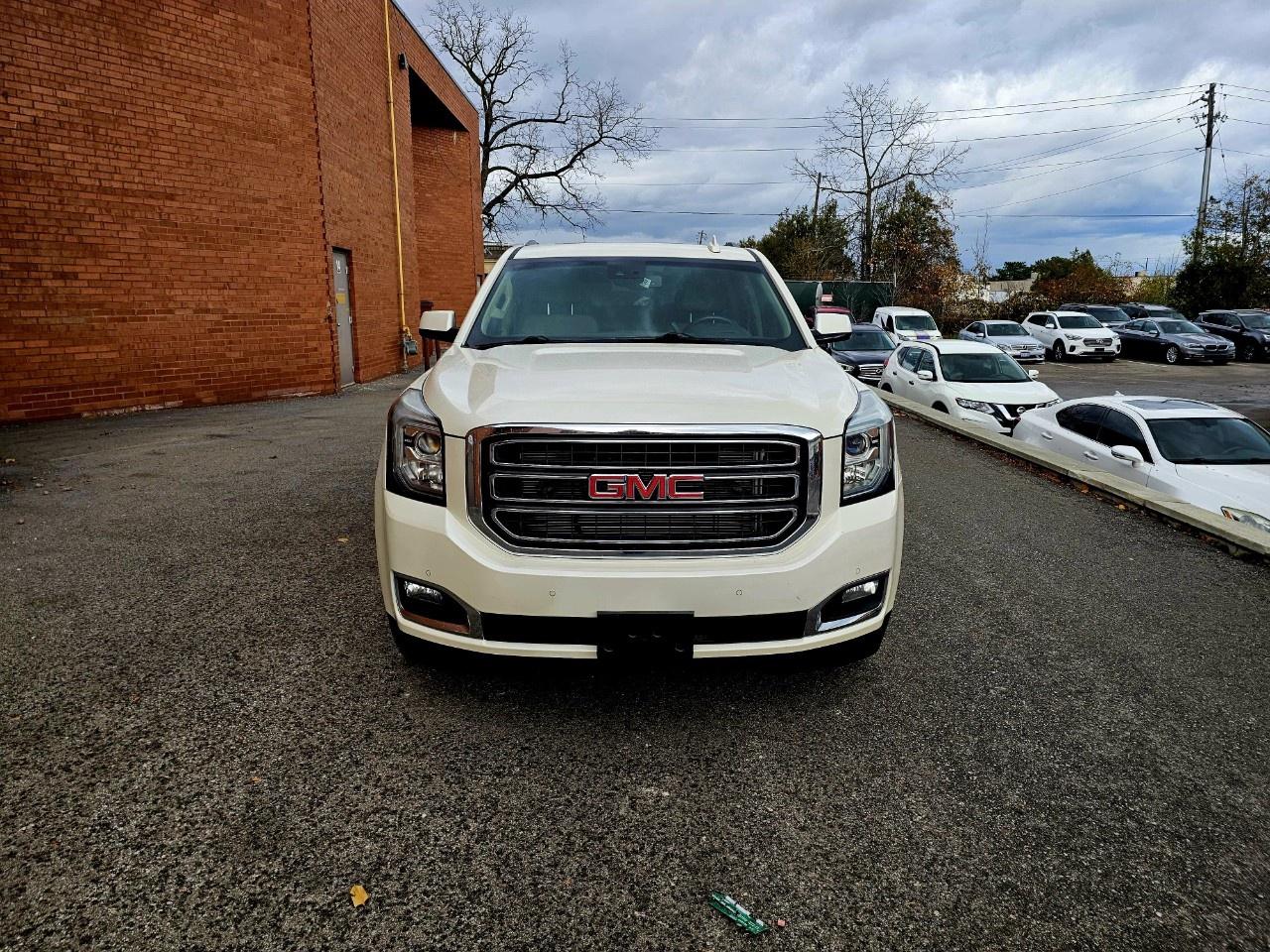 2015 GMC Yukon XL 4WD 4dr SLT Photo