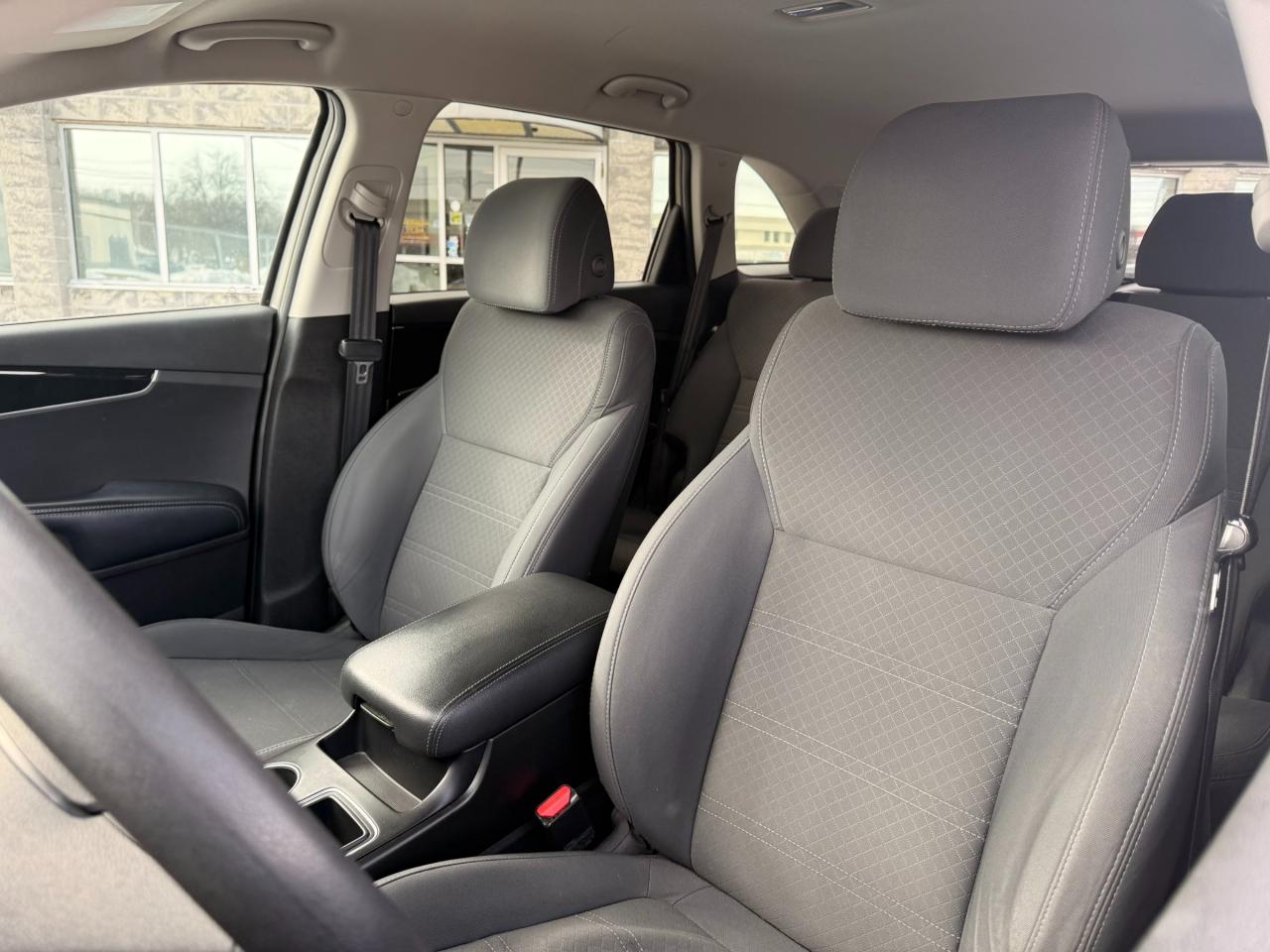 2017 Kia Sorento 2.4L LX All Wheel Drive! Photo